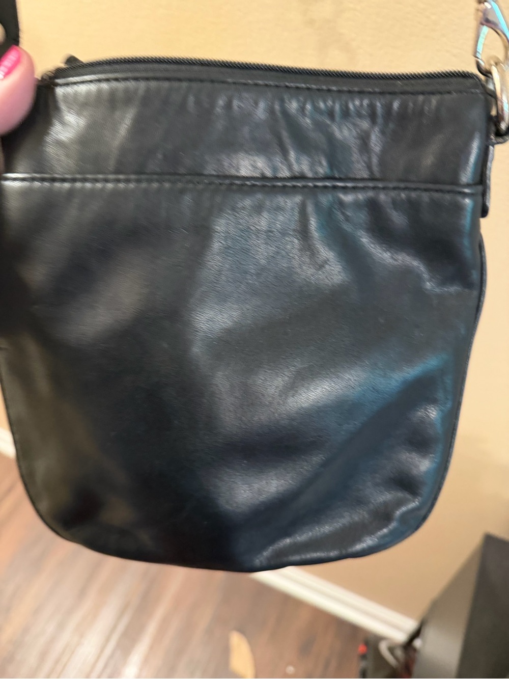 Coach 2008 Black Leather Crossbody Bag with Pleated Front 42585 - Picture 2 of 8